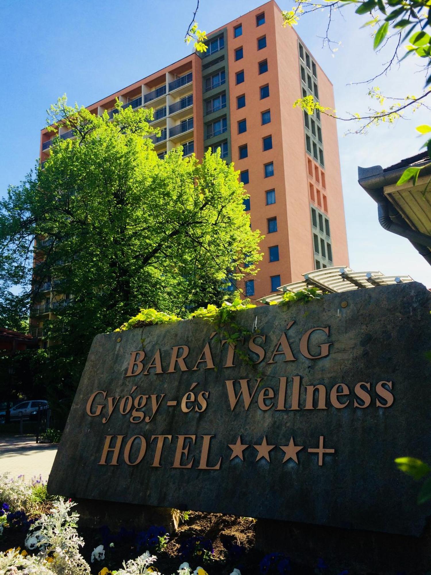Hotel Baratsag Hajduszoboszlo Exterior photo